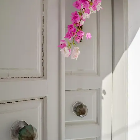 Kampanario Luxury Two-bedroom With Private Jacuzzi Feriehus Megalochori (Santorini)