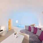 Kampanario Luxury Two-Bedroom Villa With Private Jacuzzi * Megalochori (Santorini)