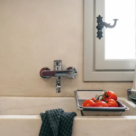 Kampanario Luxury Two-bedroom With Private Jacuzzi * Μεγαλοχώρι