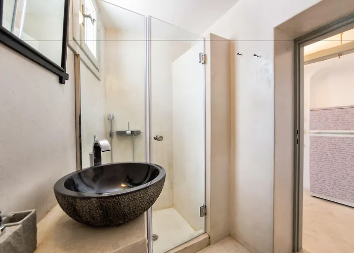 Kampanario Luxury Two-bedroom With Private Jacuzzi Tatil Evi *