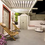 Kampanario Luxury Two-bedroom With Private Jacuzzi Semesterbostad