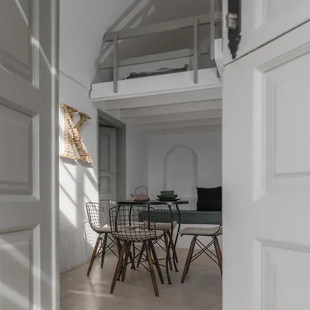 Kampanario Luxury Two-bedroom With Private Jacuzzi * Мегалохори