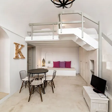 Kampanario Luxury Two-bedroom With Private Jacuzzi Дом отдыха Мегалохори